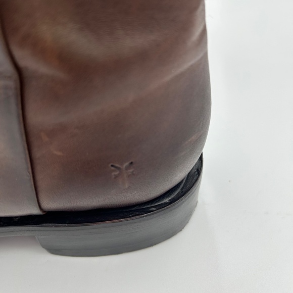 Frye Veronica Inside Zip Distressed Leather Booties Size 8.5. - Picture 7 of 16